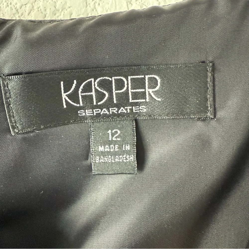 Kasper Black Sleeveless Midi Sheath Dress - Picture 2 of 9